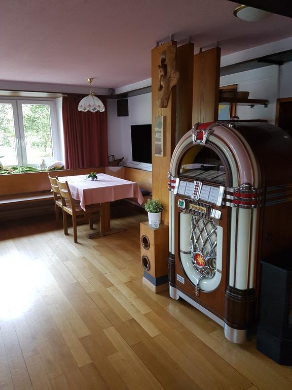 Bed And Breakfast Krone Schellenberg Exterior foto